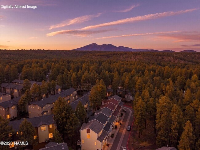 Building Photo - 2382 W Cripple Creek Dr