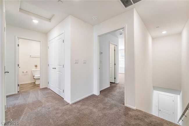 Building Photo - 7483 Coastal Ledge St