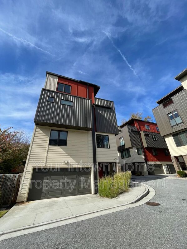 Building Photo - 504 Rankin St NE