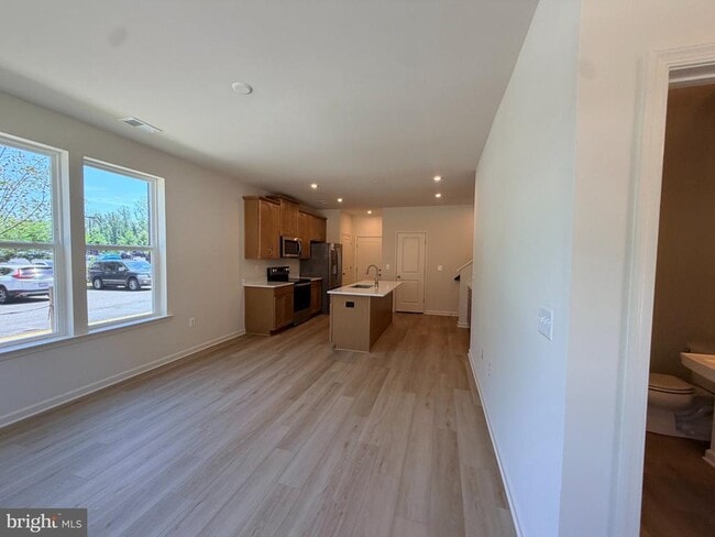 Building Photo - 2548 Neabsco Common Pl