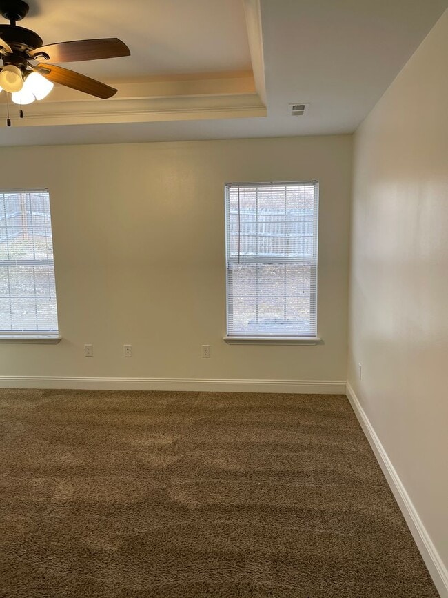 Building Photo - Available November 07,2025
