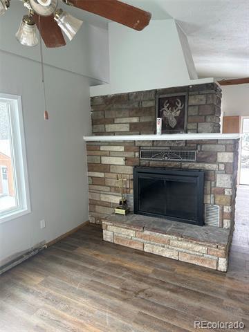 Building Photo - 609 S Park St