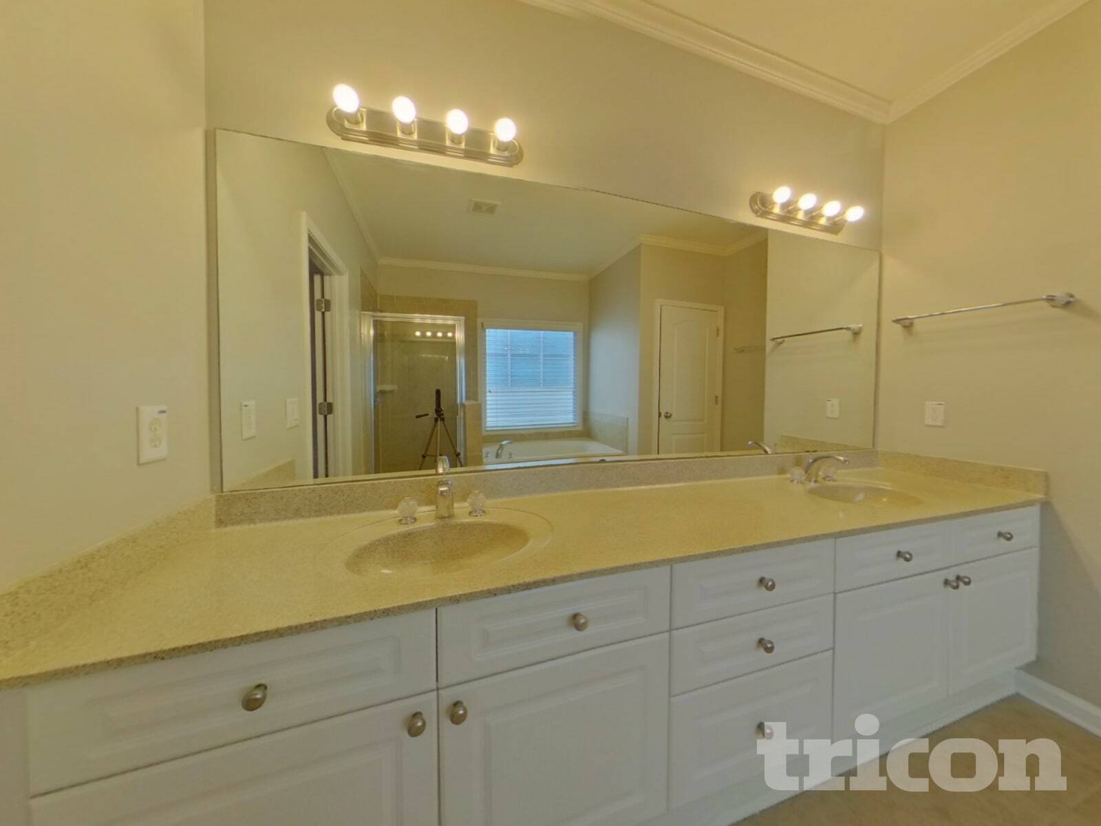 Building Photo - 275 Water Oak Pl