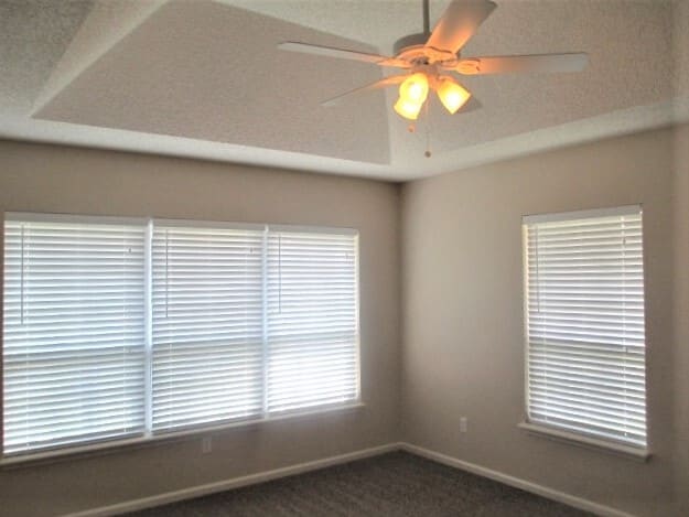 Building Photo - 1720 Hunters Ridge Rd