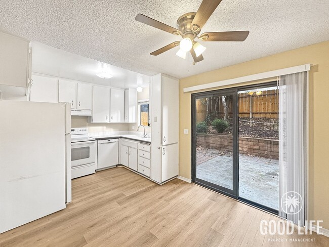 Building Photo - Charming 2-Story Santee Home with Private Patio, In-Unit Laundry & A/C