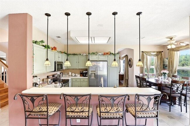 Building Photo - 824 Lake Biscayne Way