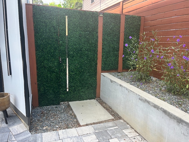 Building Photo - 1Bd/1Ba in the HEART of Midtown! FULLY FURNISHED! Perfect for travelling Nurses or Students!