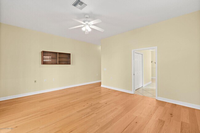 Building Photo - 845 S Tropical Trail