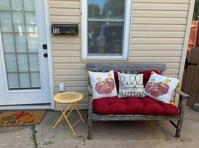 Building Photo - 1103 Jefferson St