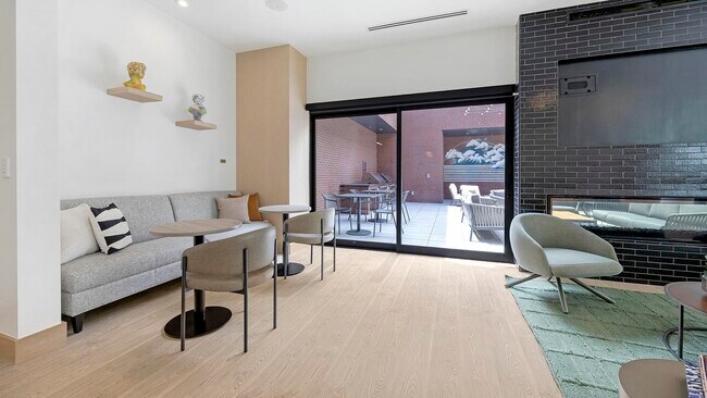 Building Photo - 955 Bannock St