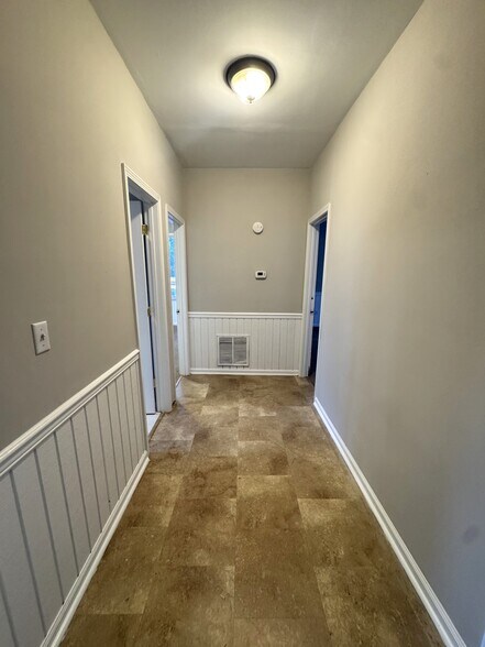 Building Photo - 1020 Cherry Hills Ct
