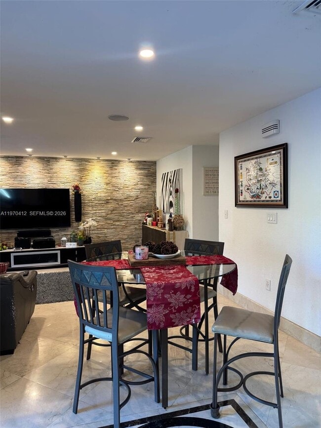 Building Photo - 10973 NW 53rd Ln