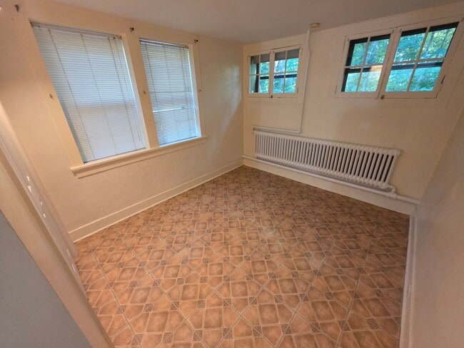 Building Photo - Charming 3 Bedroom Apartment in Millbrook, NY - *ALL UTILITIES INCLUDED