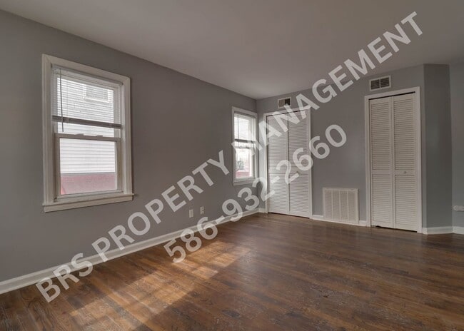 Building Photo - Welcome Home!