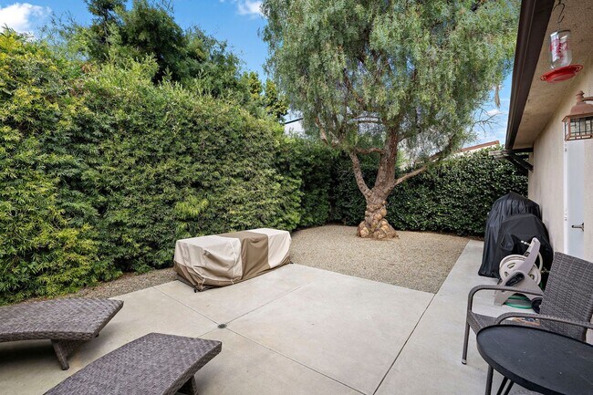 Building Photo - 20451 Sun Valley Dr