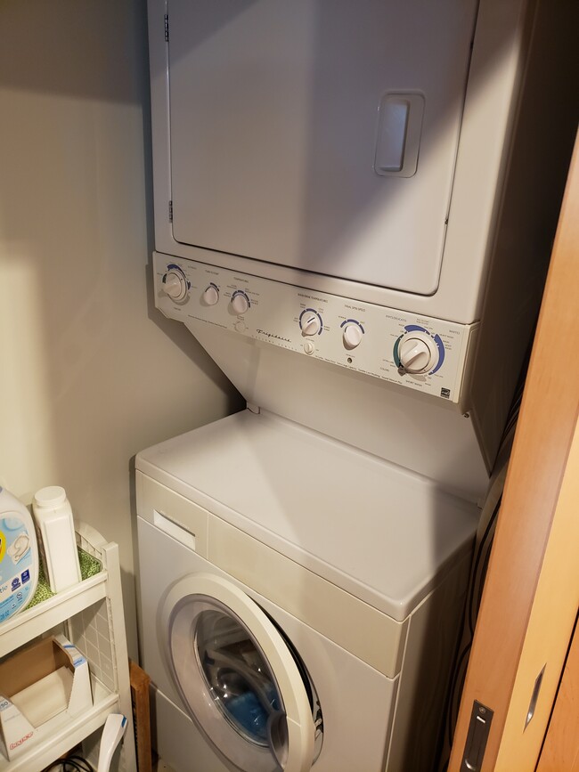 Unit 202 Washer and Dryer - The Lofts