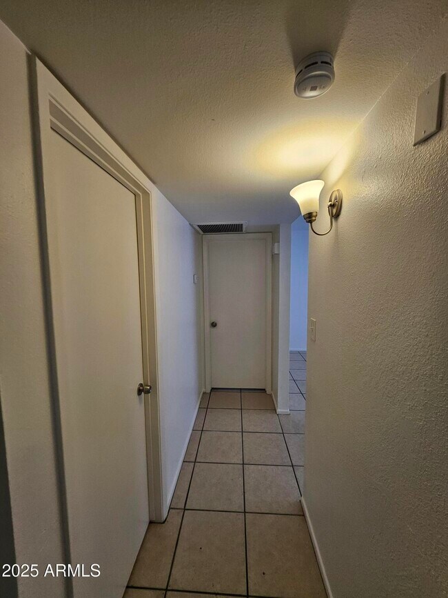 Building Photo - 1221 E Harmony Cir