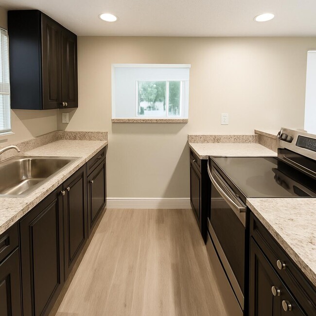 Building Photo - 716 SW 81st Ave