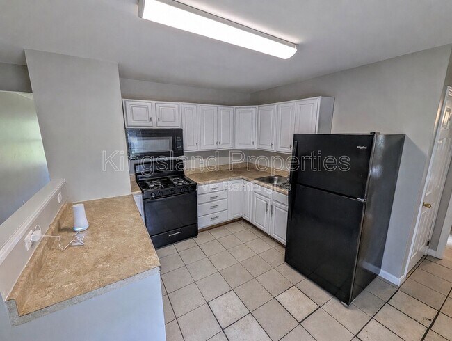 Building Photo - 12336 Santa Maria Dr
