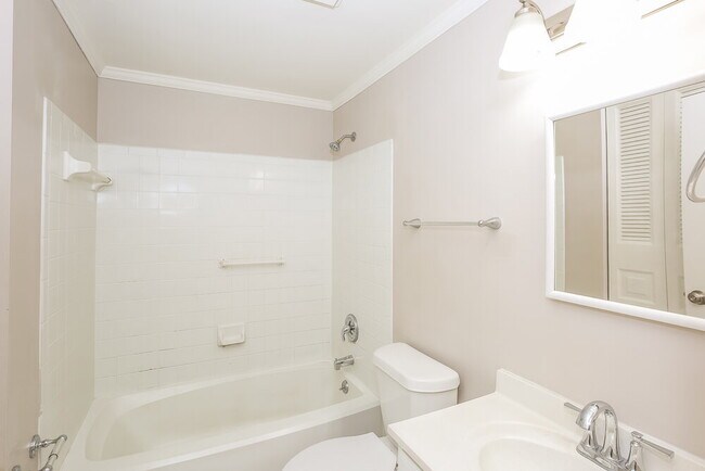 Building Photo - 6204 Judas Tree Ln