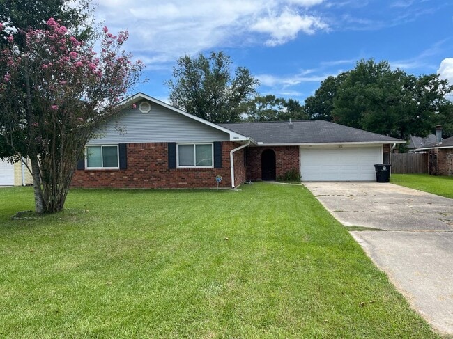 Primary Photo - 10916 Carmel Dr