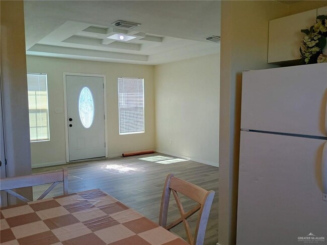 Building Photo - 12 Valdez Rd