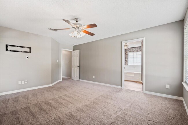 Building Photo - 3709 Seleste Dr