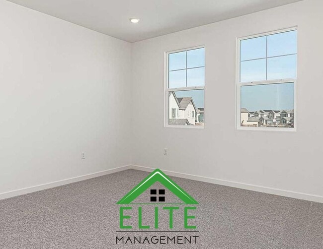 Building Photo - Exceptional Two Story Home