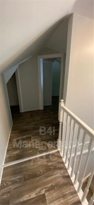 Building Photo - 306 Veazey St