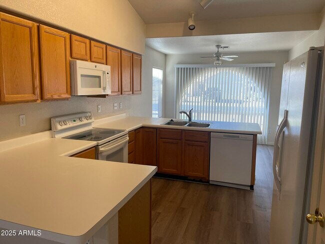 Building Photo - 7118 E Madero Ave