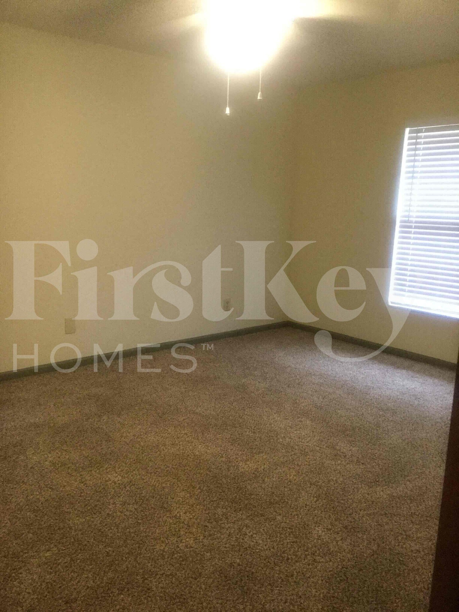 Building Photo - 132 Santander Ct