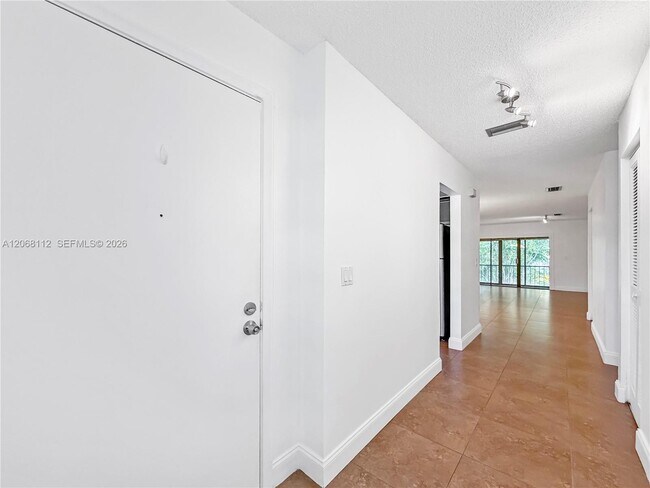 Building Photo - 21785 Cypress Dr