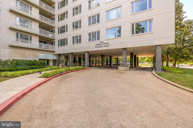 Building Photo - 2475 Virginia Ave NW