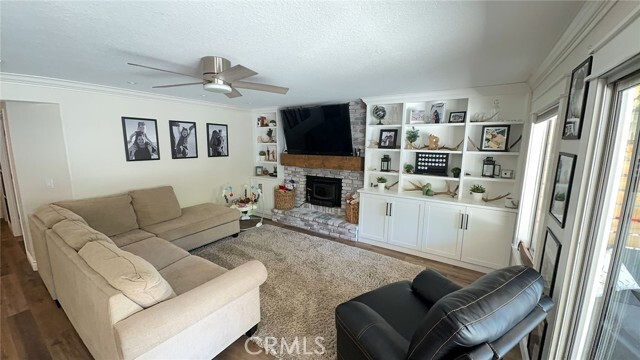 Building Photo - 30537 Longhorn Dr