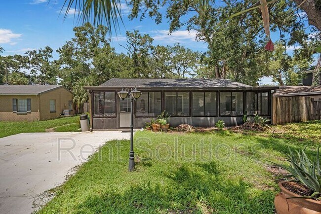 Primary Photo - 4715 W Knights Ave