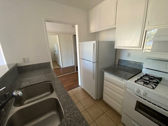 Interior Photo - i3965