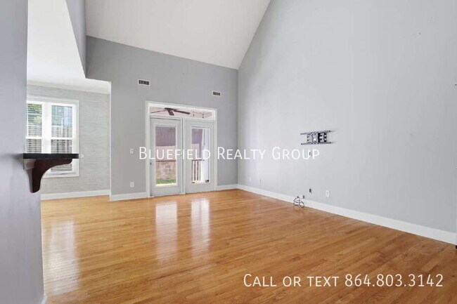 Building Photo - 1 Edge Ct