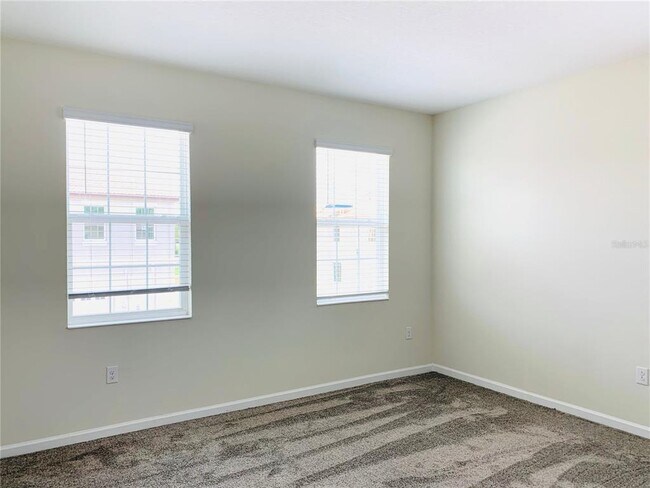 Building Photo - 8508 Golf Wy
