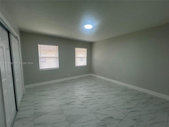 Building Photo - 6036 Buchanan St