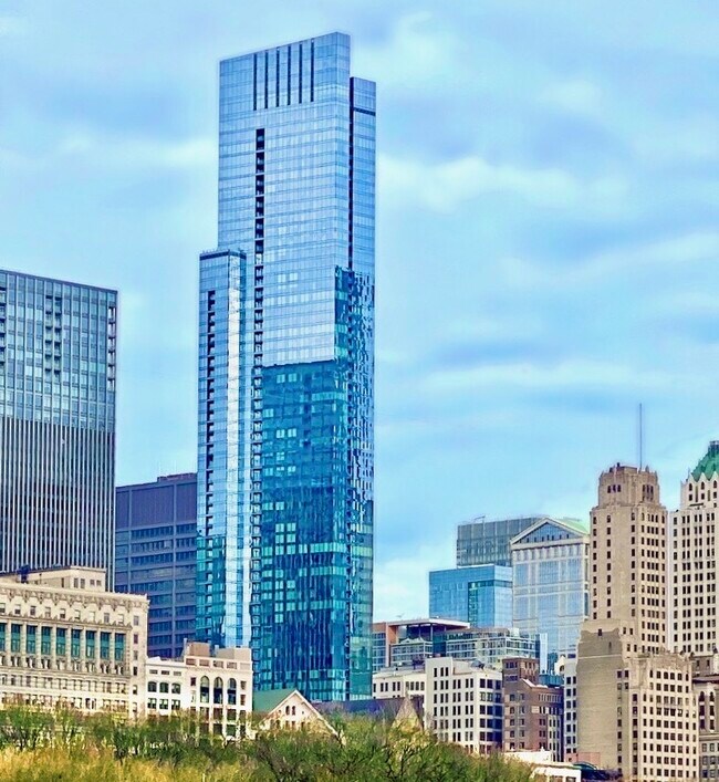 Building Photo - 60 E Monroe St