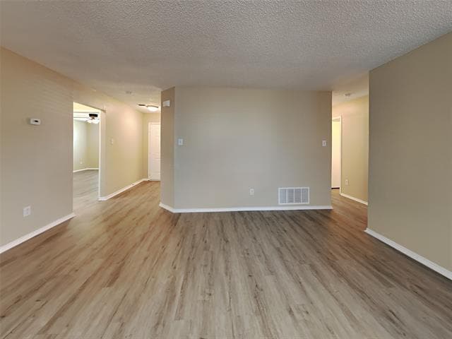 Building Photo - 1529 Windward Ln