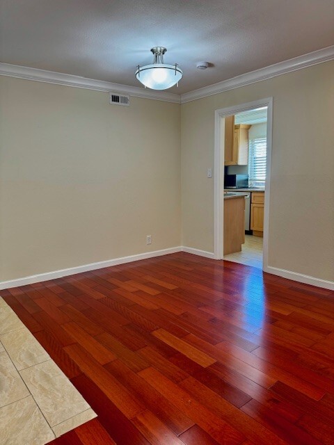 Building Photo - 1745 Countrywood Ct