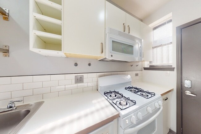 Floorplan - 5300 S. Drexel Avenue