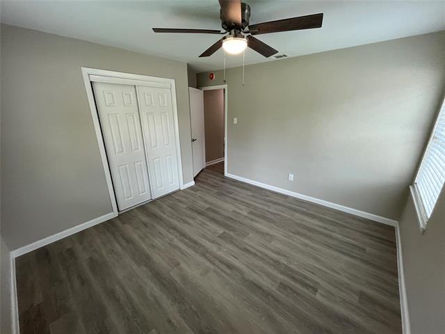 Building Photo - 405 Highcrest Dr