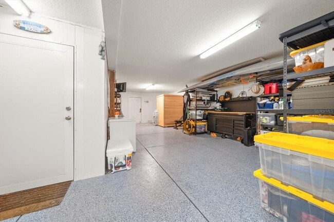 Building Photo - 109 Peterson Ln