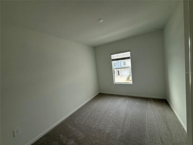 Building Photo - 3087 Chromatic St