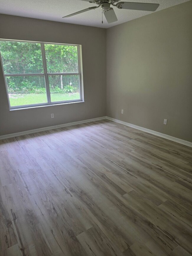 Building Photo - Beautiful 3/2/2 in Sugarmill Woods!!!