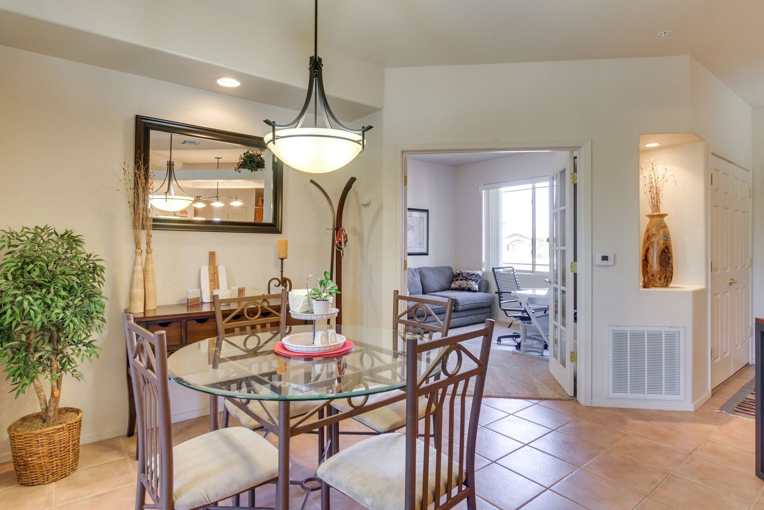 Building Photo - 11500 E Cochise Dr