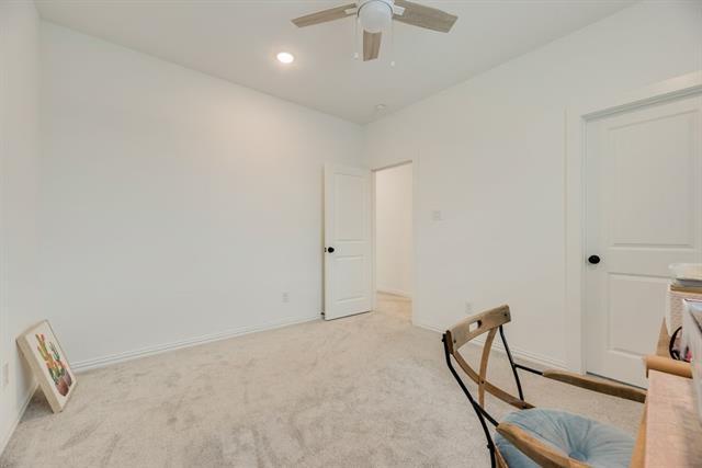 Building Photo - 1220 Grass Holw Pl