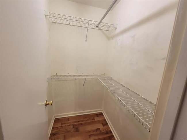 Building Photo - 3248 Meadow Walk Ln